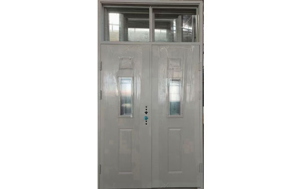 岳普湖学校教室门