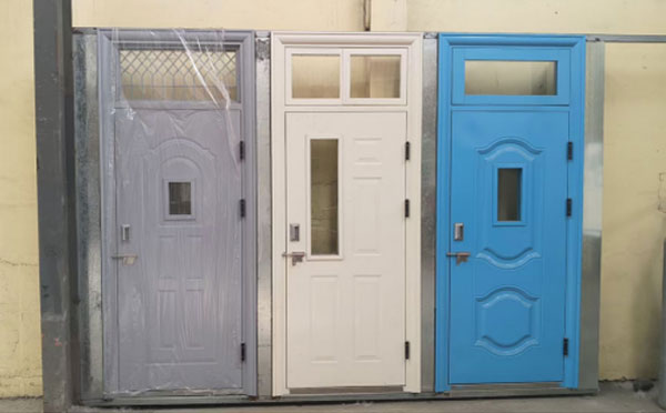 岳普湖学校教室门