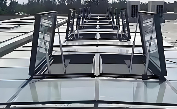 岳普湖兰州岳普湖排烟窗选型安装与维护实用指南